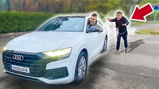 УГНАЛ AUDI Q8 У ХОЛДИКА!