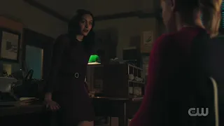 Riverdale 4x14: Varchie + Betty. Veronica and Archie tells Betty they wanna know the everything