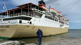 Tanpa Tug Boat Assist Olah gerak KM. Tatamailau sandar aman pelabuhan Pomako Timika