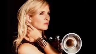 ALISON BALSOM - Café 1930