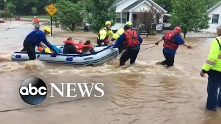 Flash floods hit parts of Midwest