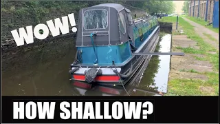 77. DON'T GET STUCK! Our Narrowboat finally gets stuck on the Huddersfield Narrow.