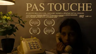 PAS TOUCHE - Court-métrage (2022)