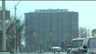 Residents of Detroit high rise apartments struggle with broken elevators