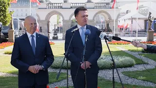 Pytanie dziennikarki o #PodwyżkiDlaWładzy // Briefing prasowy 15.08.2020.