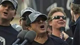 Steve Perry - 2005 White Sox Game - Don't Stop Believin'