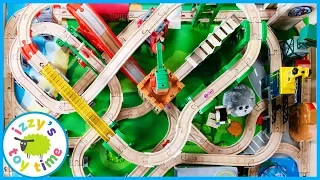 Thomas and Friends Throwback Table Track! Fun Toy Trains !