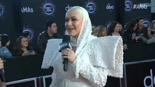 Christina Aguilera Red Carpet Interview I AMAs 2019