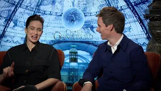 Fantastic Beasts - Eddie Redmayne and Katherine Waterston discuss physical advantages