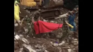 Rainstorm Causes Buildings Collapse, Landslide and 6 Dead in China