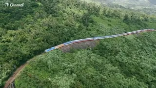 TRAINS IN VIETNAM | Passenger trains and freight trains crossing HaiVan Pass | From Hue to Danang