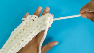 Knitting with your Fingers: Easy Tutorial for Beginners by HandiWorks