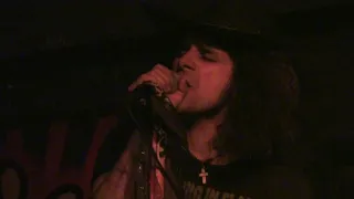 Amazing Hard Rock   ''Crazy'' & ''Cryin' '' en la quadra bar 01-09-2011