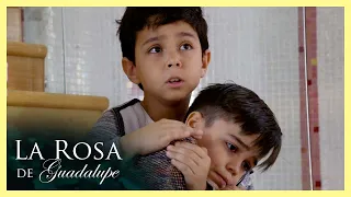 La Rosa de Guadalupe 3/4: Promete cuidarlo de la maldad de su papá | Rayito de esperanza