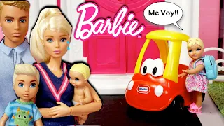 Bebe de Barbie se Escapa de La Casa - Videos para Niños