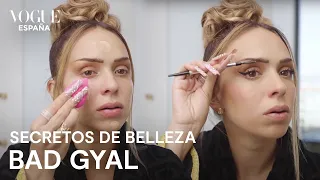 Bad Gyal: maquillaje de jefaza con labios efecto volumen | Secretos de Belleza | VOGUE España