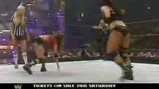 Candice/Trish vs Victoria/Mickie(RAW-7/31/06)