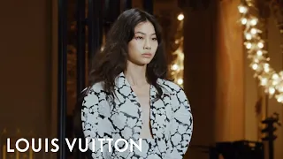 Louis Vuitton Fall-Winter 2023 Fashion Show | LOUIS VUITTON