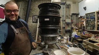 Wood and Sawdust burner made from old car rims for free Heat , Upcycling Scrap in 2021