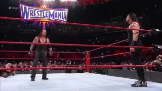 The Undertaker interrupts the Raw Main event to confront Roman Reigns and chokeslam Braun Strowman!
