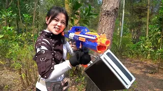 LTT Nerf Mod : Couple Police Warriors W Nerf Mod Gun Fight Boss VIP Masked Criminals Dangerous
