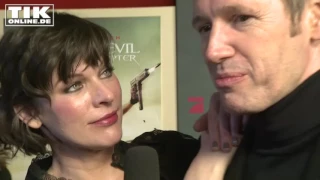 Milla Jovovich ("Resident Evil") and Paul W. S. Anderson HAPPY IN LOVE! Interview