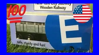 🇺🇸🚇🚃unboxing NYC Subway E-Train Munipals Wooden Toy Train (03748)