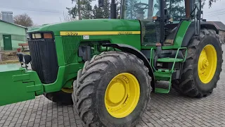 John Deere 8400 - легендарний трактор у нас на базі.