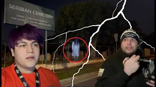 Investigating a HAUNTED CEMERTY!!!