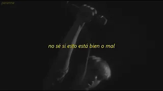 i felt stupid // the drums (español)