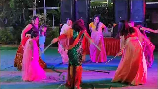 Ghunghat mein chand hoga | Navratri Special |Dandiya dance..