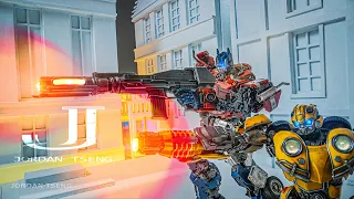 Optimus Prime & Bumblebee vs Blitzwing｜SnoozleBee｜Stop Motion 【JordanTseng】