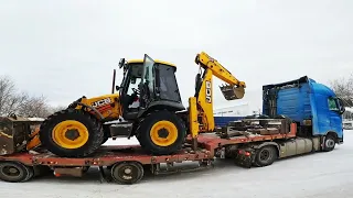 Перевозка экскаватора-погрузчика JCB 4CX тралом | Съезд с трала | Транспортная компания ГК Сокол