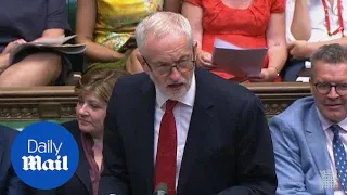 Jeremy Corbyn tells government to 'get its act together' or 'make way'