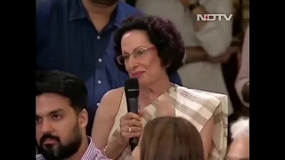 She tried to INSULT Sadhguru - Got a befitting reply in return ! ndtv ! sadhguru