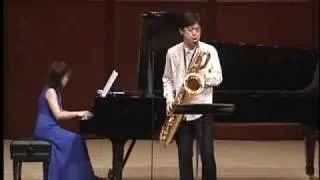TKWO Yasuto Tanaka playing Czardas on Baritone Sax