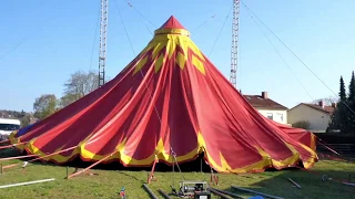 Zirkuszelt Circus tent building up timelapse