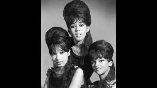 MUSIC OF THE SIXTIES "The Girl Groups" (4) Dixie Cups,Shangri Las,Chiffons,Shirelles,Ronettes)