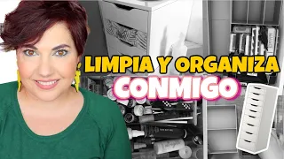 😱LIMPIA, ORDENA Y ORGANIZA CONMIGO MI MAQUILLAJE 💄🫧 QUEDA TODO INCREIBLE⎥Monica Vizuete