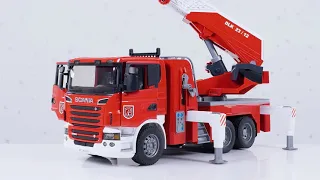 Большая пожарная машина Scania R-Series с лестницей, 1:16 от Bruder