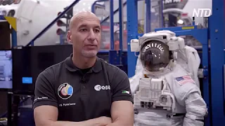 У центрі підготовки НАСА астронавти готуються до польоту на МКС