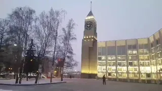 Новогодние мелодии на часах Красноярска