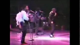 Michael Jackson - Billie Jean Live Victory Tour Kansas