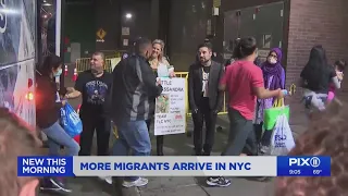 Dozens more migrants arrive in NYC from southern border