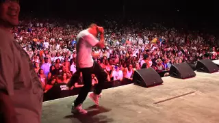 Chris Brown dancing to Billie Jean.....Lil Wayne AMW Tour Virgina Beach