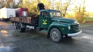 Köp Veteranlastbil Volvo N84 med Hiab 050 kran på Klaravik