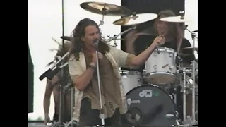 Pearl Jam 9.20.92 Seattle, Wa (Complete MTV Footage w/ Official SBD) "Drop in the Park"