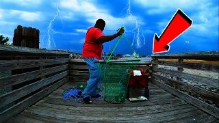 How to Catch BLUE CRABS in a THUNDERSTORM