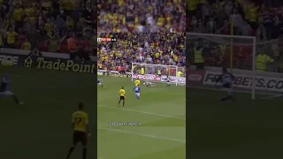 Watford vs Leicester it never gets old - here's Hogg deeeeeeneeeeeyyyy