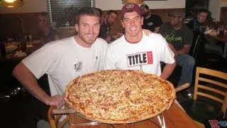 Minsky's MONSTER Pizza Challenge in Kansas City!!